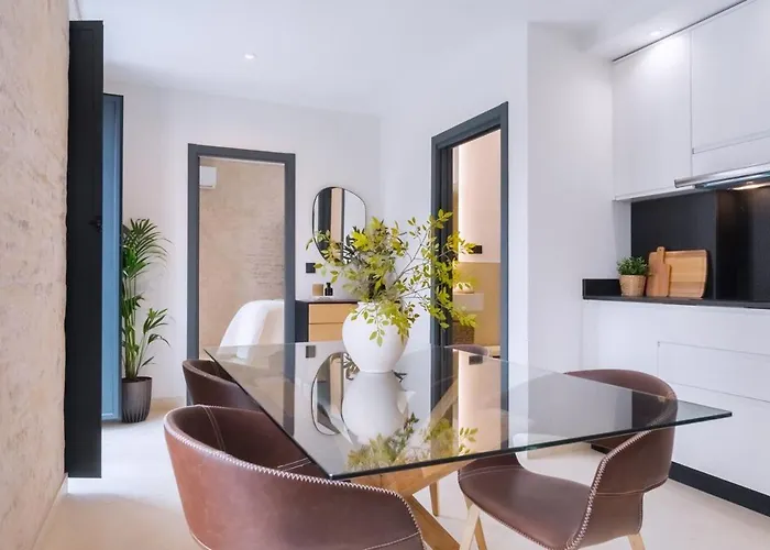 Luxury Overlooking Casa Pilatos