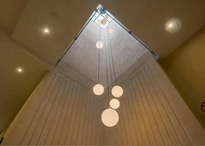 아파트호텔 Luxury Overlooking Casa Pilatos 세비야